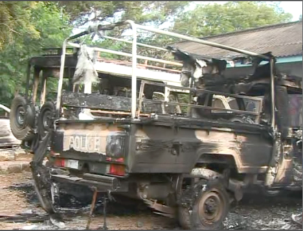 kenya police vehicles set on fire in lamu's mpeketoni attack